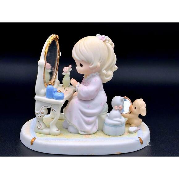Precious Moments Girl at Vanity with Puppy & Duck – Vintage Figurine - Picture 1 of 2